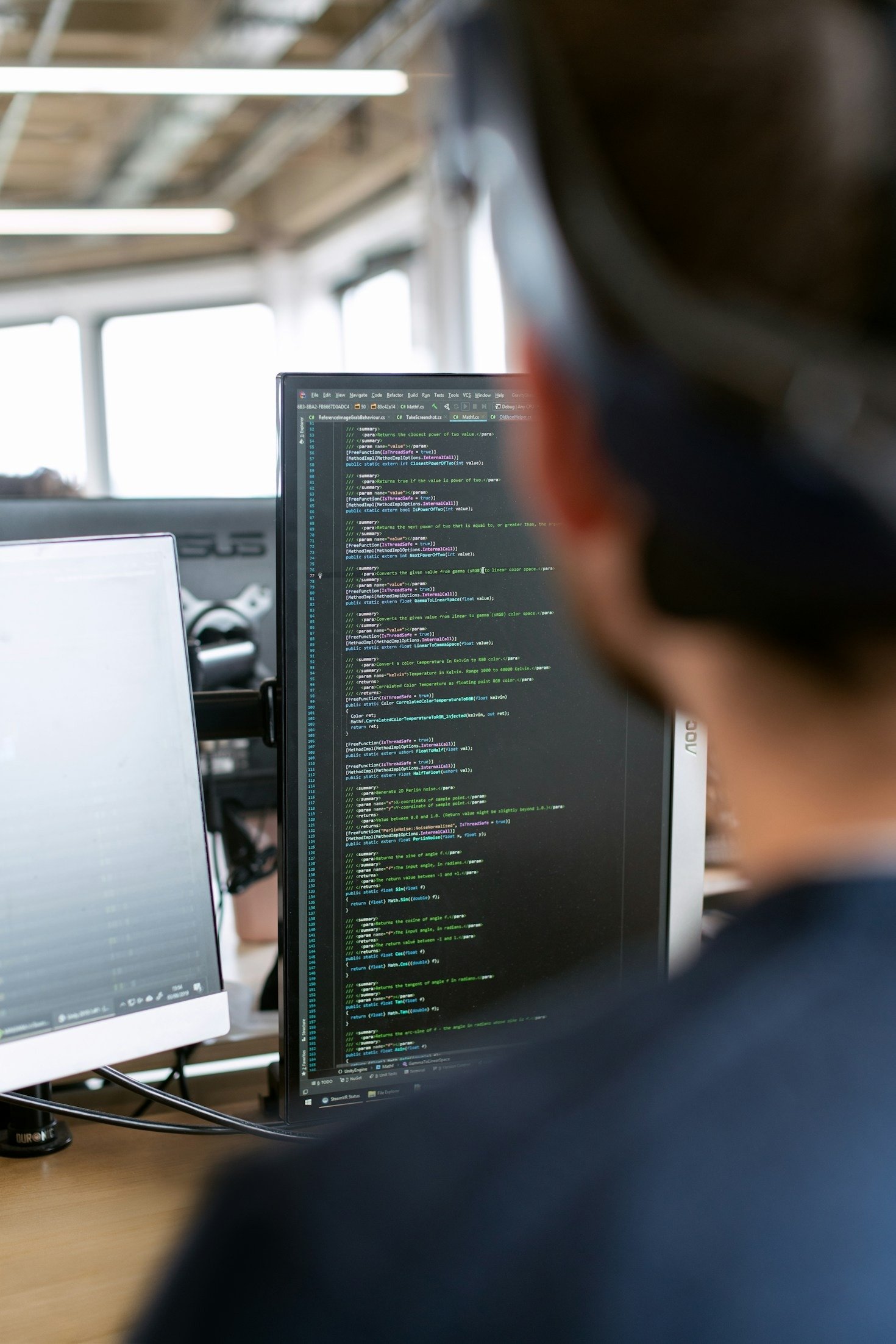 Designing Mobile-First Experiences That Retain Customers